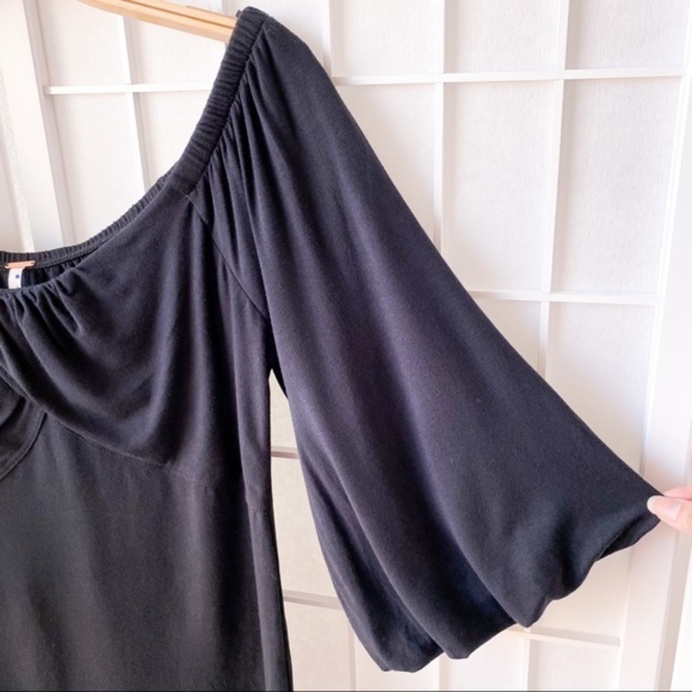 FREE PEOPLE Balloon Puffy 3/4 Sleeve Off the Shoulder Top Black - Picture 10 of 11